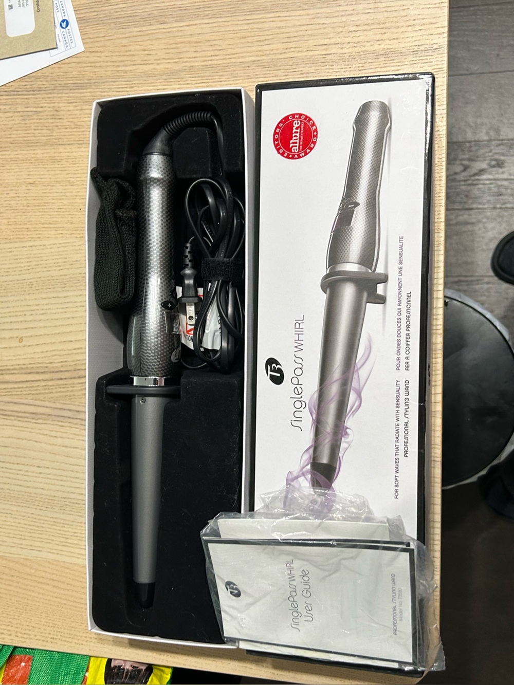 T3 curler - SinglePass Whirl Styling Iron in Metallic Silver